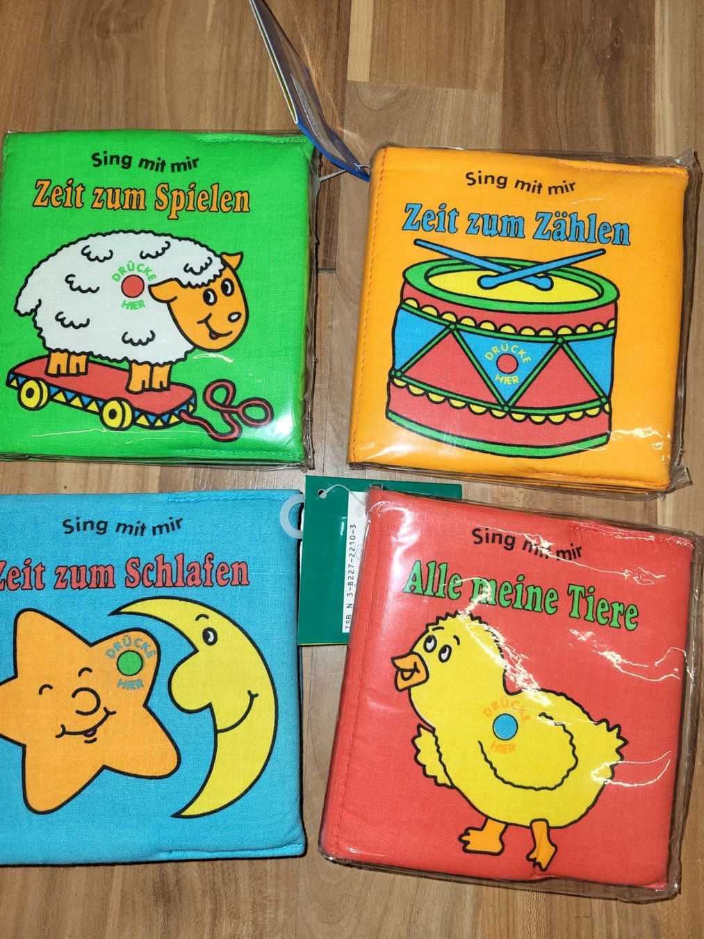 Livres: Kartonbuch sing mit mir in Stoffhülle – Neuf (Voir description) à Schwarzenburg par Flamingo07