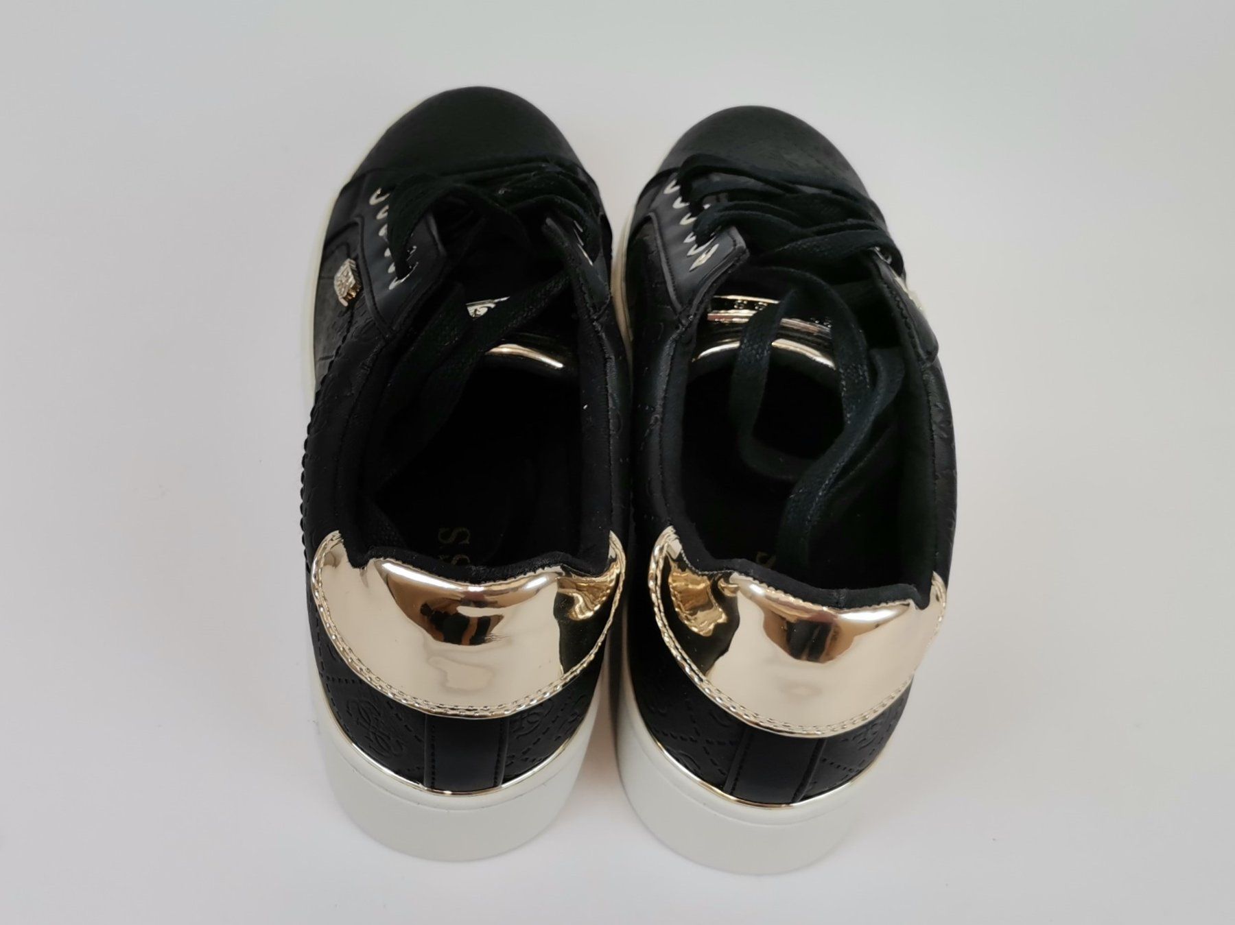 Guess Damenschuhe: GUESS Schuhe Gr. 39 – Neu (gemäss Beschreibung) aus Schaffhausen von Restwert_SH 2