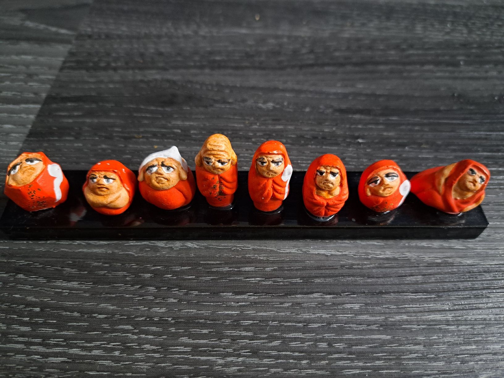 Statuette: Daruma figurines japonaises – Usato da La Roche FR venduto da seashellfan 1