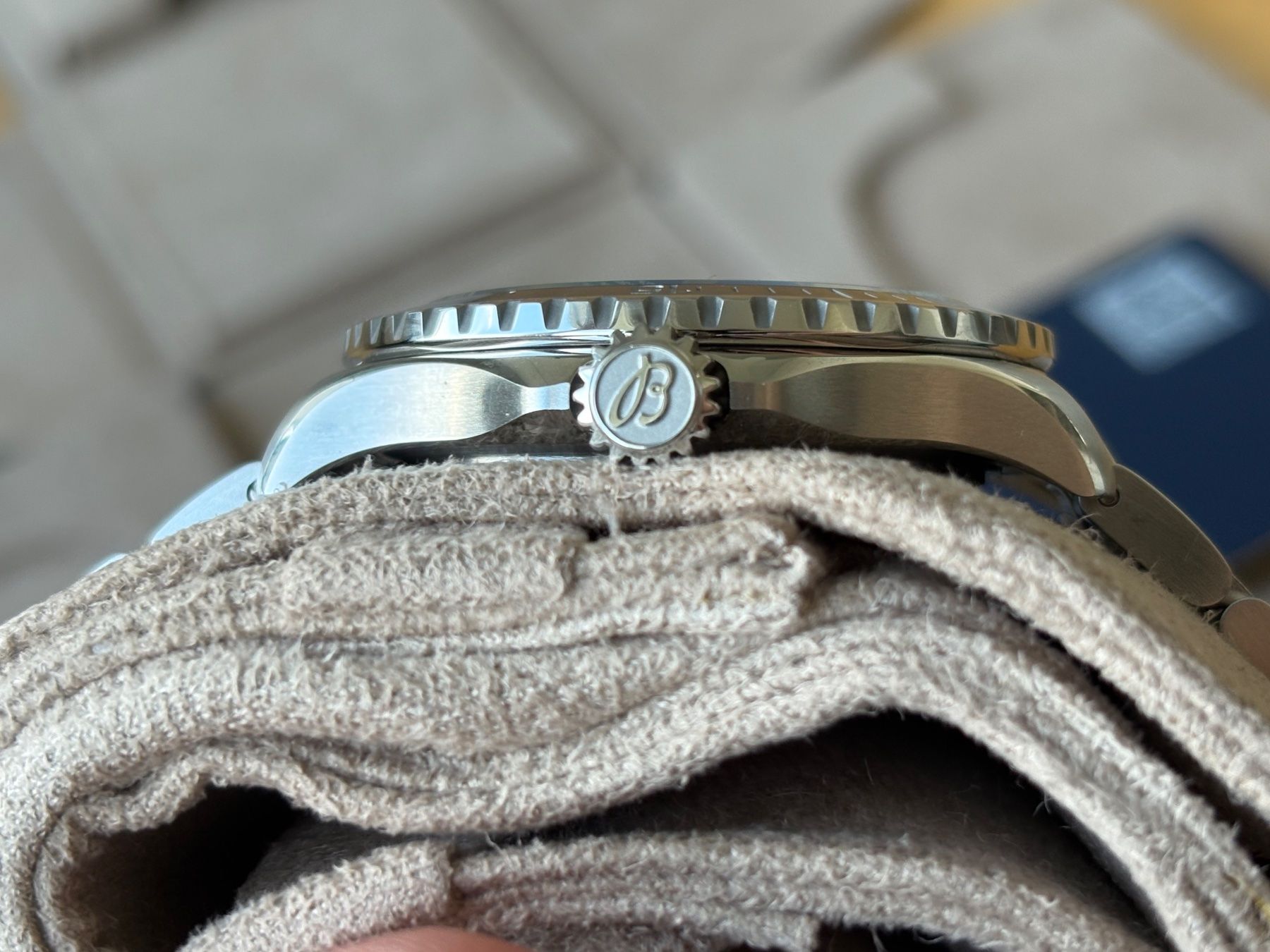 Breitling Uhren: Breitling Superocean Automatic 42 Fullset – Gebraucht aus Birsfelden von Mynos 9