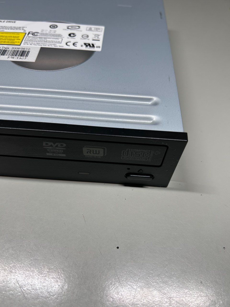 Systèmes audio & multimédias: Unità disco ottico interna Lite-On modello DH-16A6S – D'occasion à Giubiasco par LorisVale 3