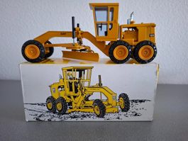 NGZ CAT Motorgrader Model 12G 1:50