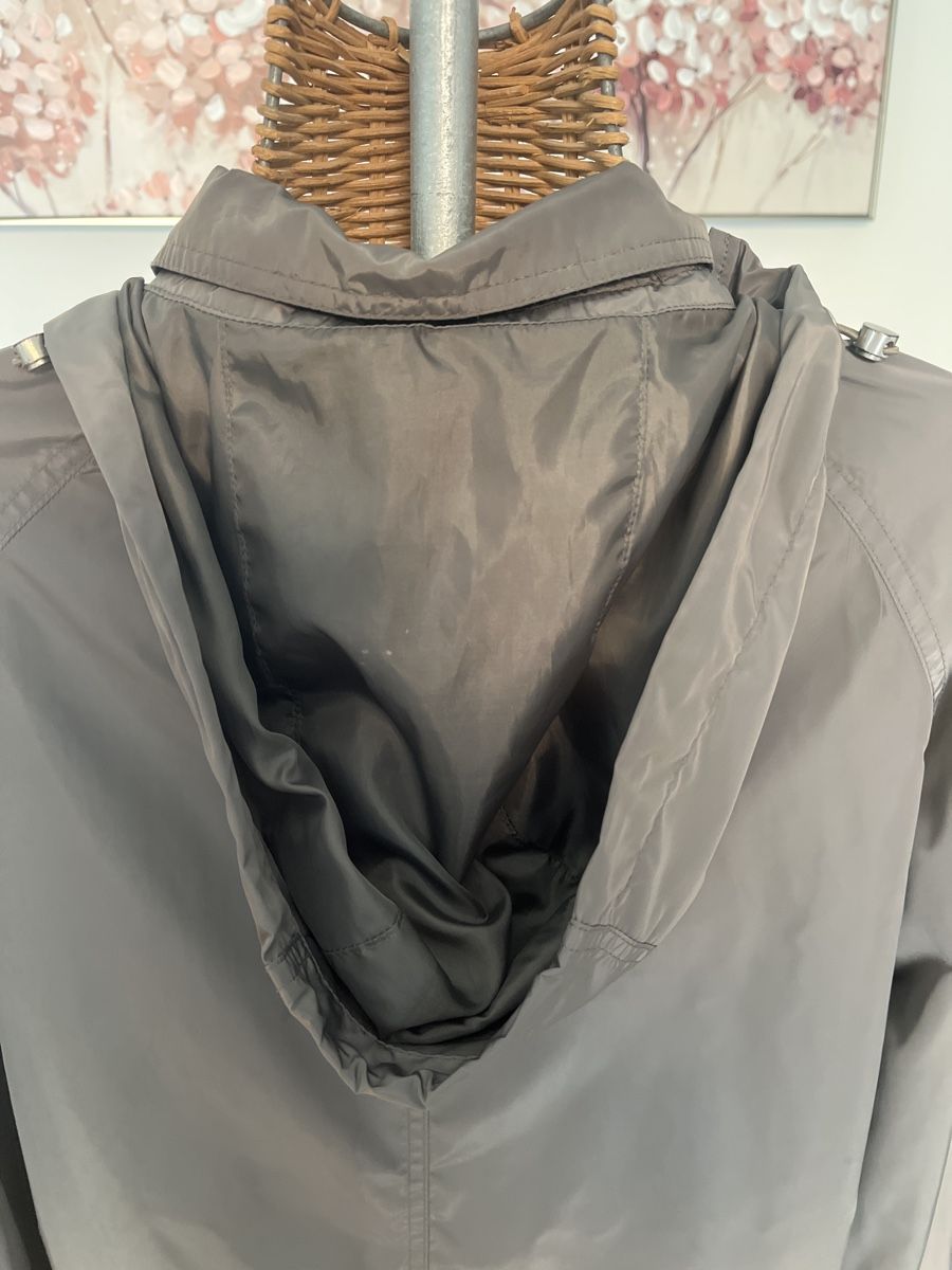 C&A Giacche: Übergangsjacke mit Kapuze, Khaki, 38 – Usato da Solothurn venduto da Bobesch08 5