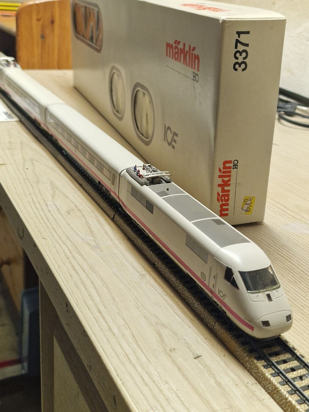Märklin Modellini di ferrovie: Märklin HO ICE 3371 Modellbahn Zug  – Usato da Herzogenbuchsee venduto da ioa_zcm6 1