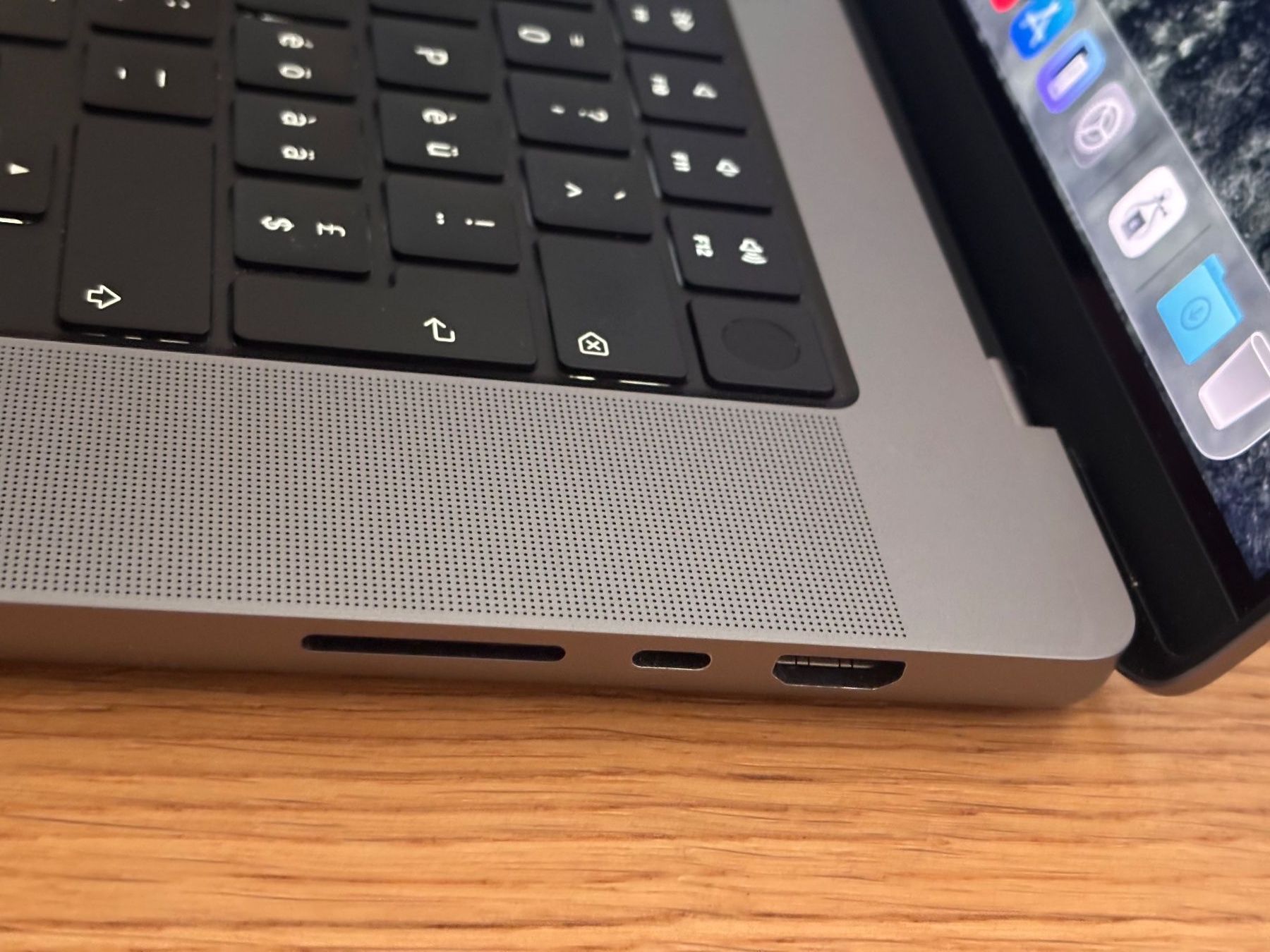 Apple Portables: Apple MacBook Pro 16" , 2021 – D'occasion à Sursee par new_6hny 4