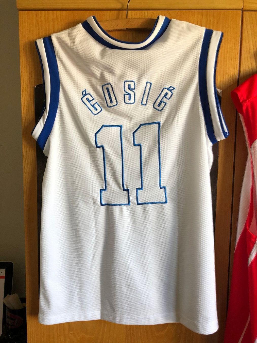 T-shirt: Kresimir Cosic - KK Zadar JERSEY Size M – Nuovo (secondo la descrizione) da St. Moritz venduto da comeflywithme 1