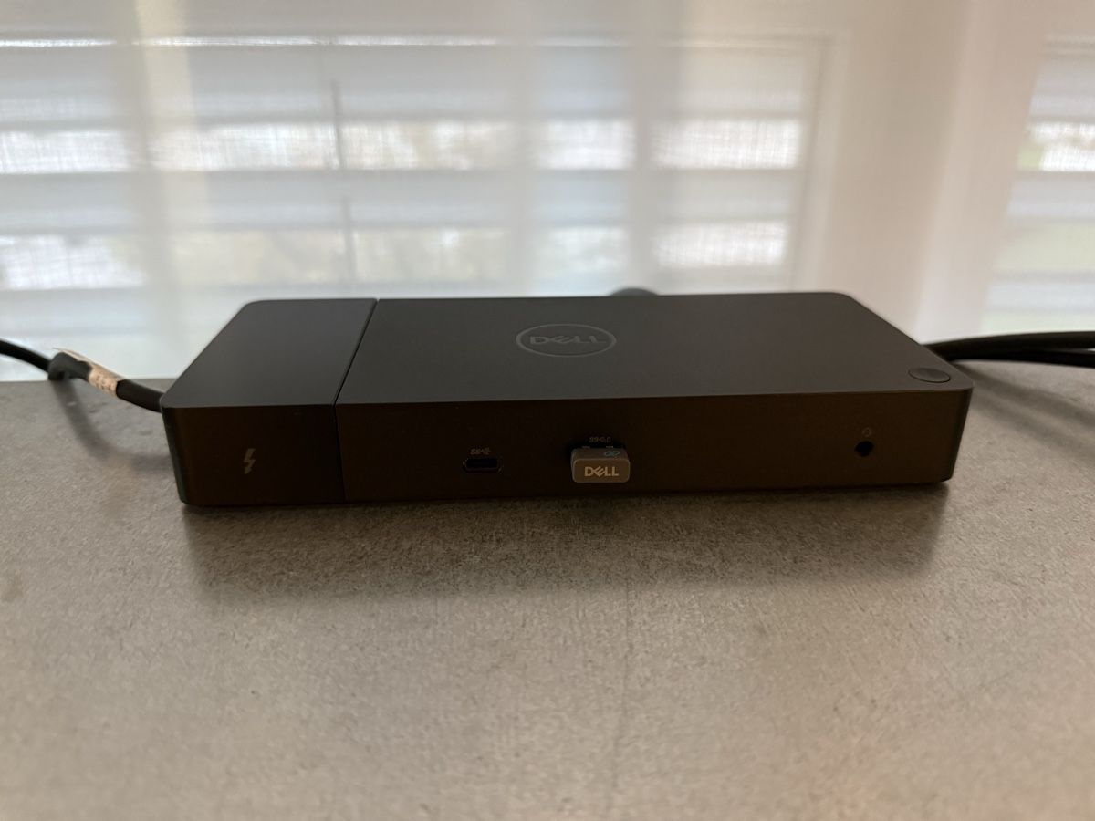 Dell Monitore: Dell Bildschrime inkl. Dockingstation – Gebraucht aus Bülach von Marc7138 4