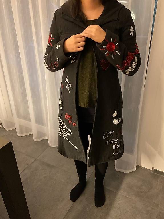 Cappotti: Desigual Mantel – Usato da Erlinsbach SO venduto da Adica