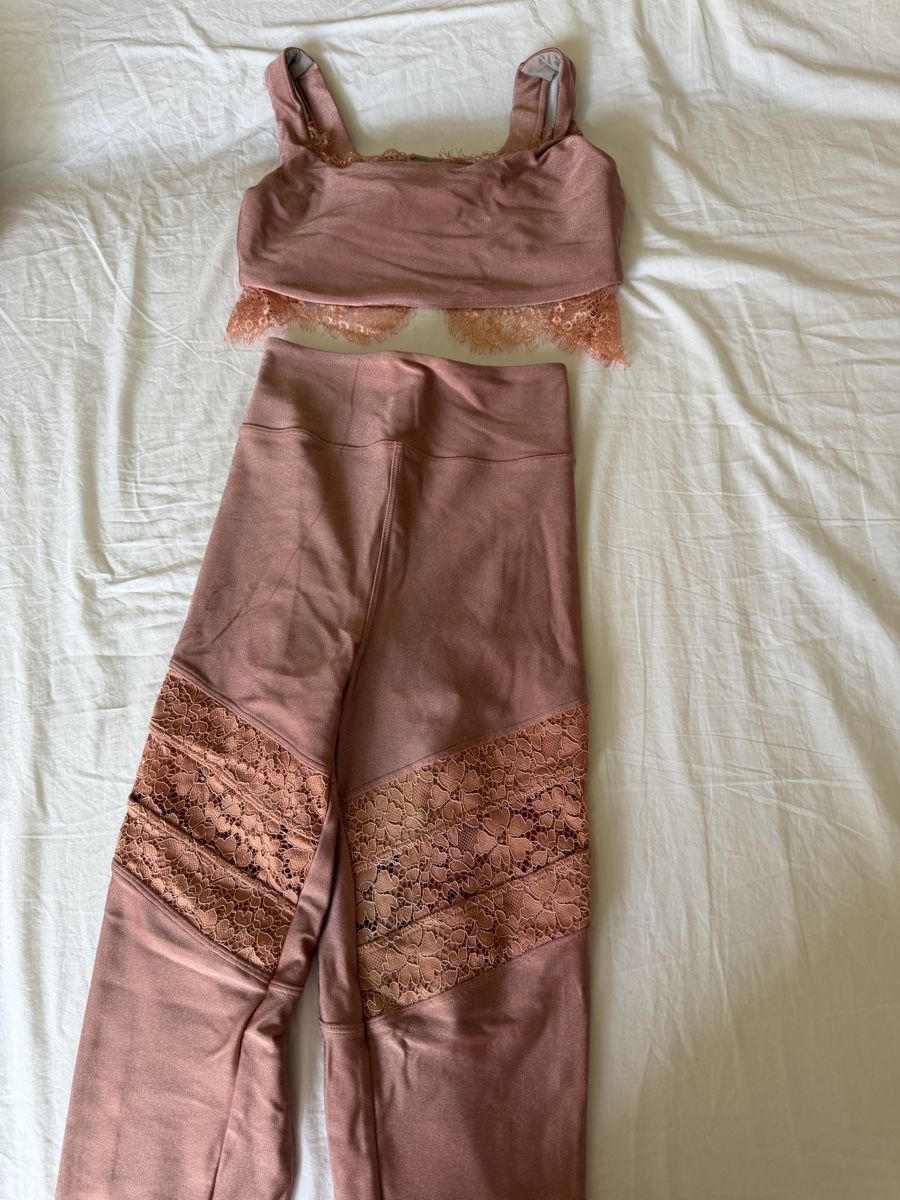 Lotti di vestiti: Sport Set Dusty Rose Lace Size S  – Usato da Winterthur venduto da adriana_1000 1