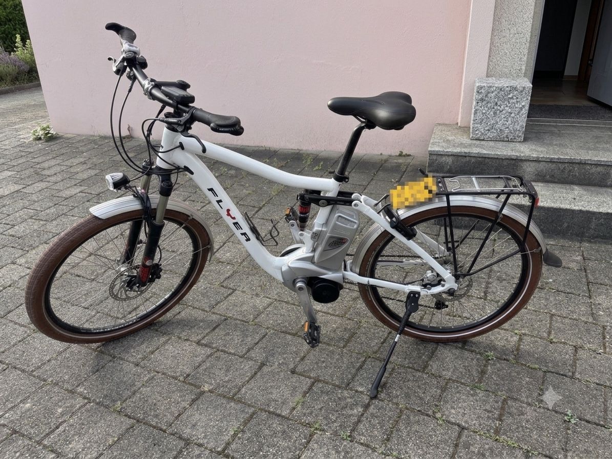 Flyer Velos: Flyer E-Bike weiss mit Display 8203 km – Gebraucht aus Brittern von Mi-rot 1