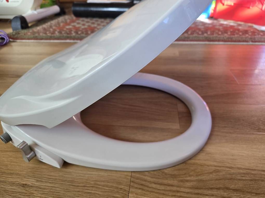WC: Wc sitz mit duschfunktion – Usato da Herisau venduto da mai__mai