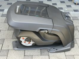 Rasenroboter Husqvarna 430X nur 927 Std.Jg 2022 inkl.Garage