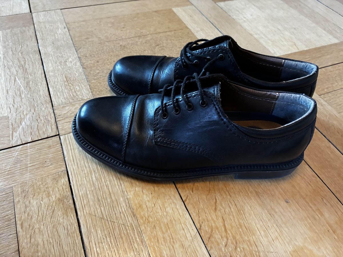 Herrenschuhe: Chaussures derby Dockers noires – Gebraucht aus Biel/Bienne von tariqhorse 1