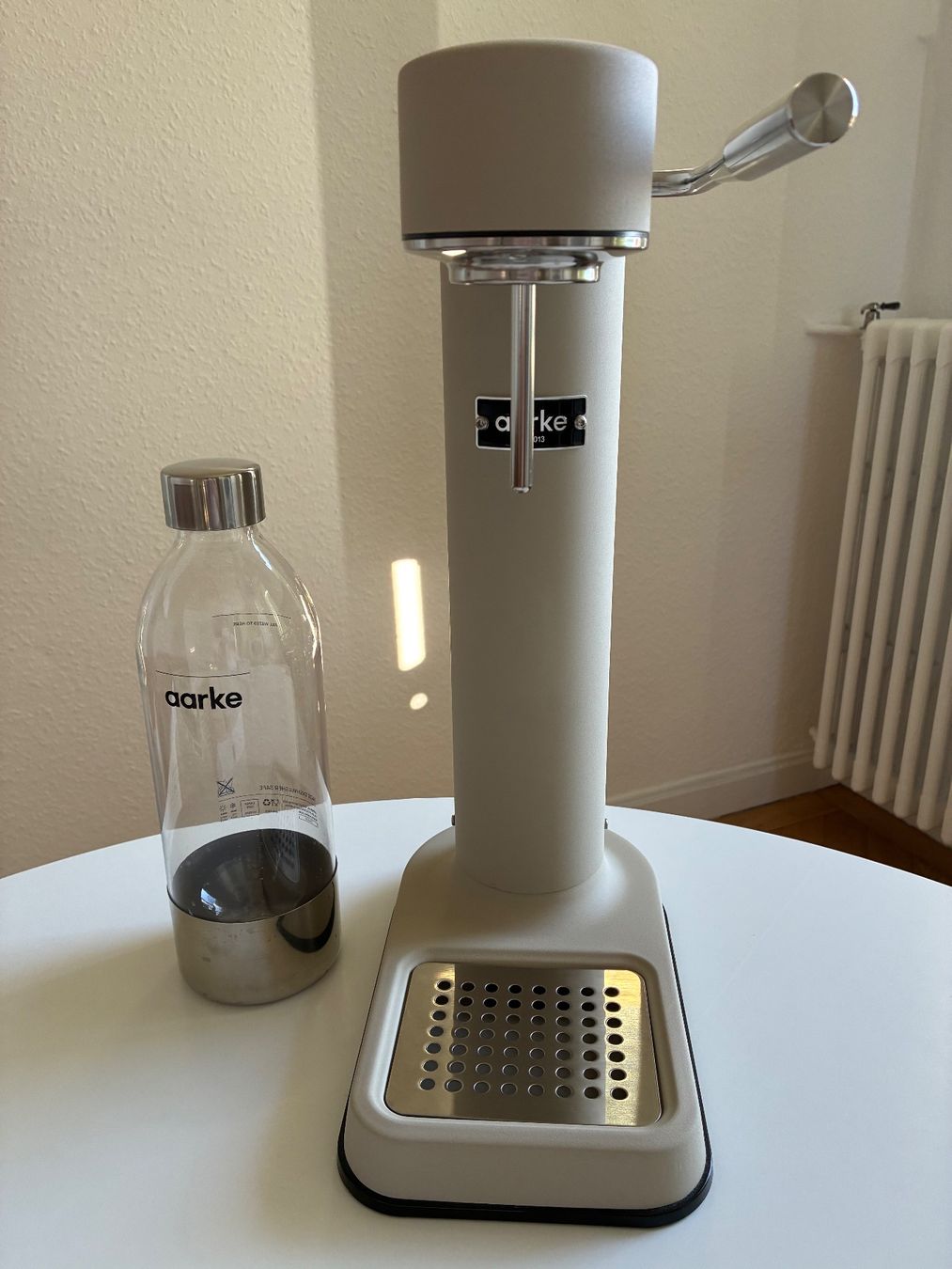 Aarke Küchengeräte: Aarke Carbonator 3 Sand – Neu (gemäss Beschreibung) aus Genève von ali_ng79