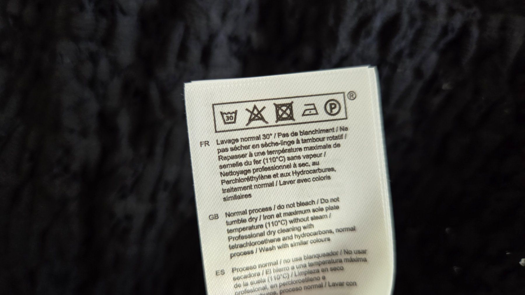 Maje Kleider: Maje Dress schwarze Spitze elastisch Size 3 – Gebraucht aus Fislisbach von Maieriisli25 6