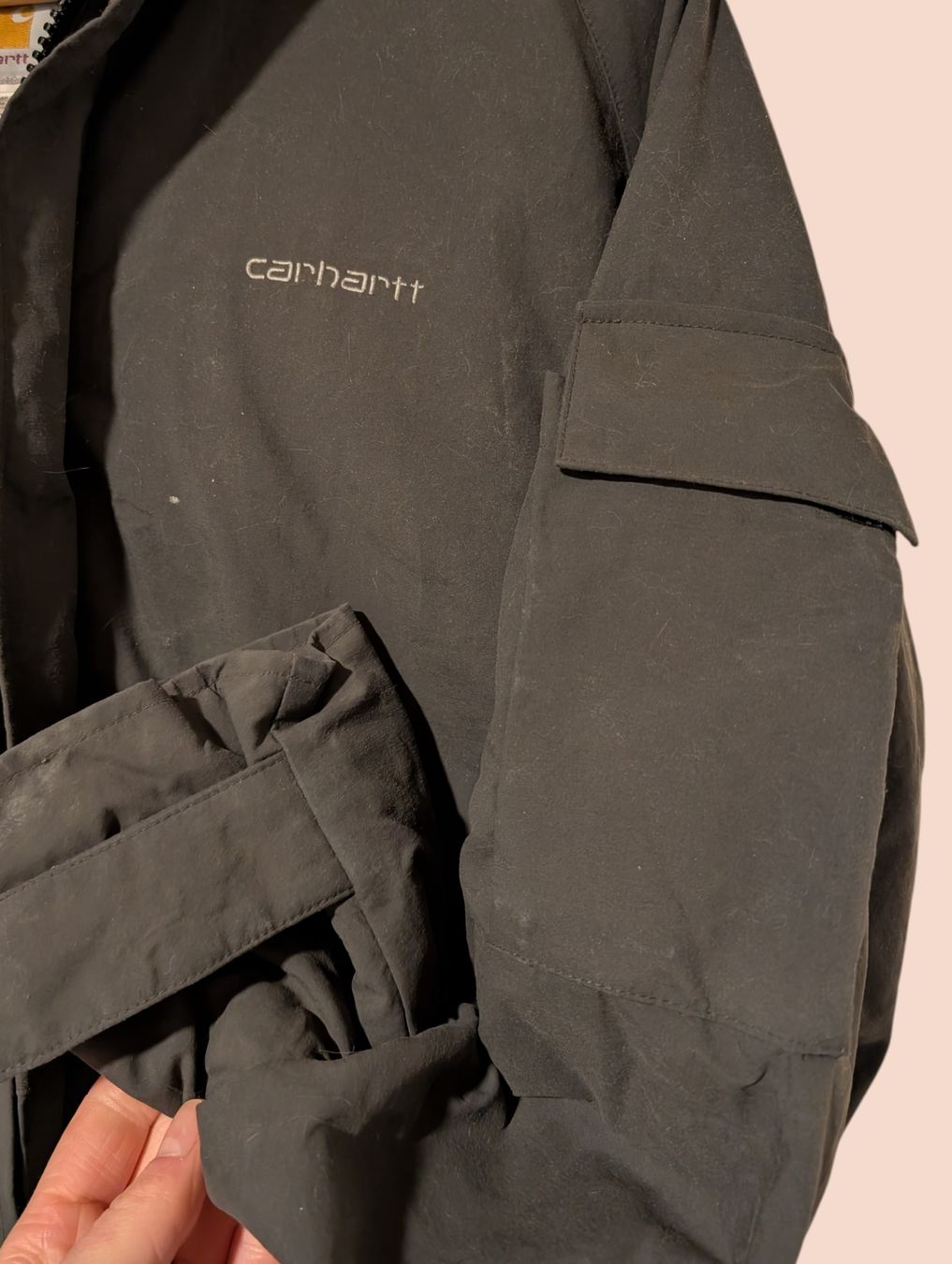 Carhartt Giacche: Nylonjacke Carhartt mit Kapuze – Usato da St. Gallen venduto da nadinewho 1