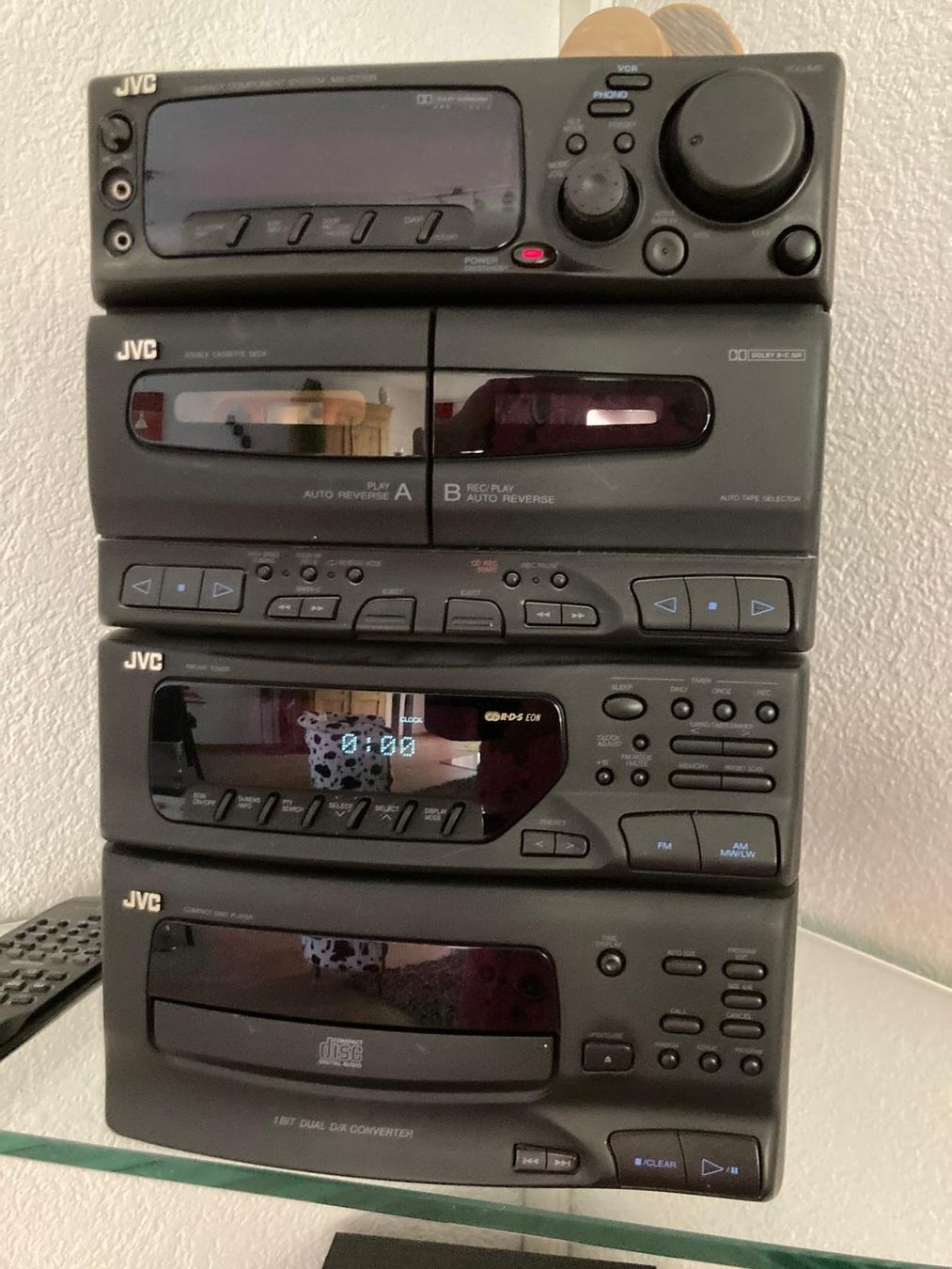 JVC Lecteur multimedia & Streamer: Stereo Kompaktanlage JVC – D'occasion à Schwarzenbach SG par ernesto3.6