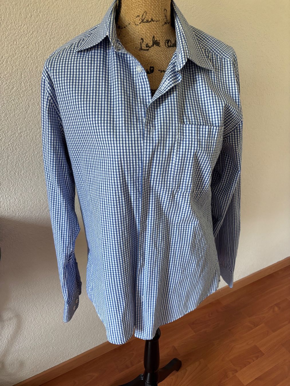 Hemden: Uomo Hemd M Blau-weiss kariert – Gebraucht aus Balsthal von Uroby