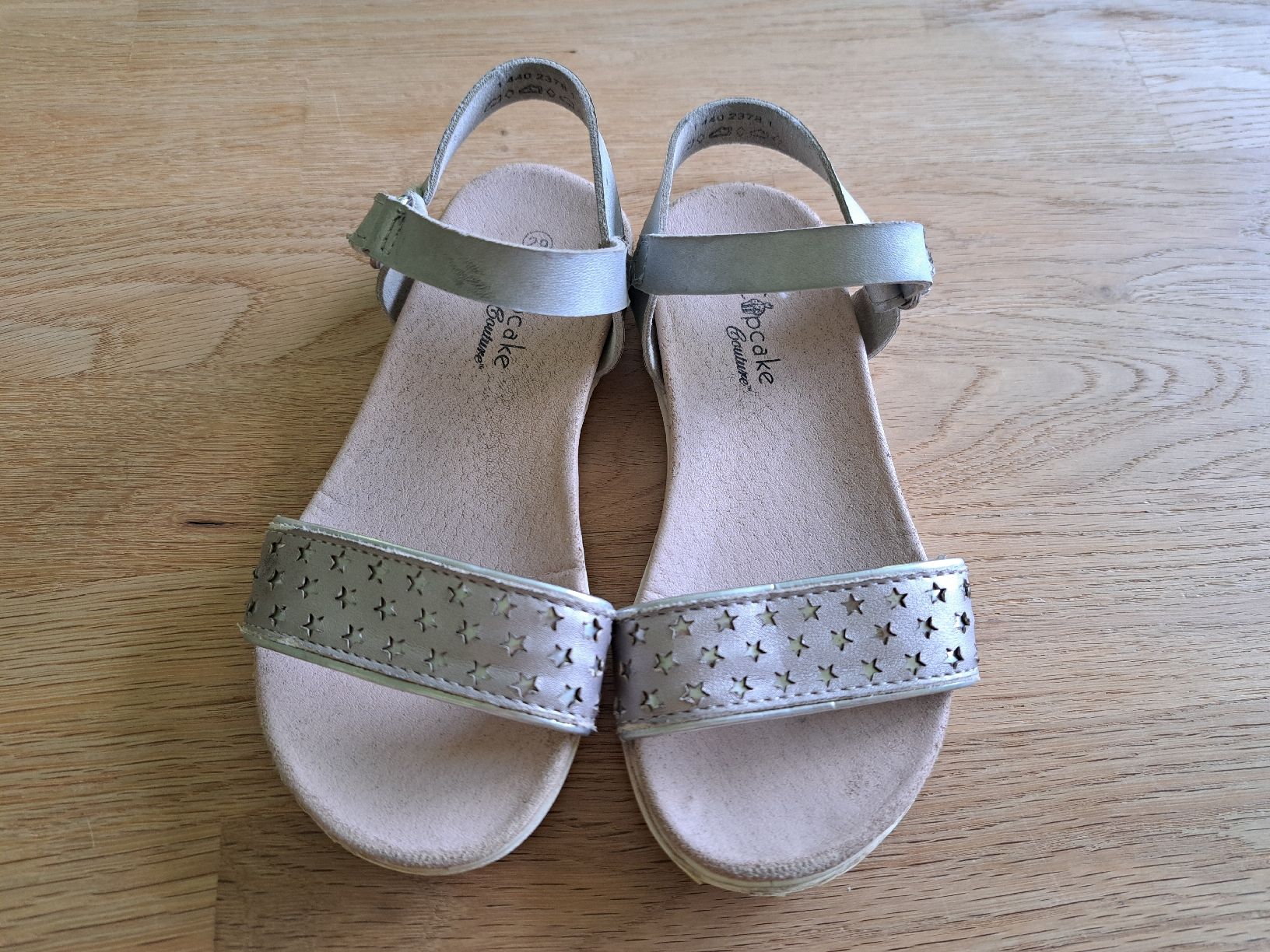 Scarpe per ragazze: Sandalen Gr. 29 Cupcake – Usato da Bergdietikon venduto da Staphylococcus