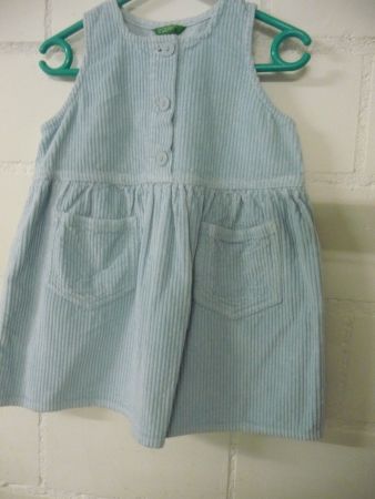 Mädchenkleid Gr 92(90) United Benetton