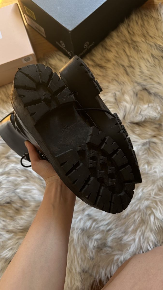 Scarpe per cavalli: Black Platform Boots - Size 37 - Perfect for Autumn! – Usato da Wallisellen venduto da res_7kd9 4
