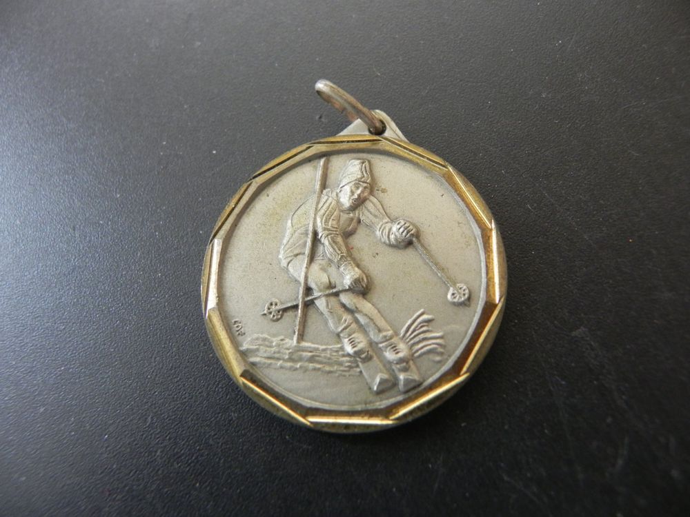 Médaille Ski Club De Martigues 1971 – Contaux – Argent Plaqué