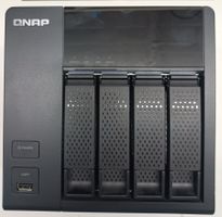 NAS QNAP TS-420, 4-Bay Netzwerkspeicher - Top Zustand!