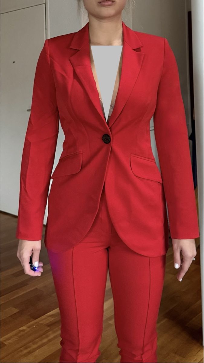 Completi & Tailleur: Red suit - size EU36 – Nuovo (secondo la descrizione) da Zürich venduto da eli_t8nw