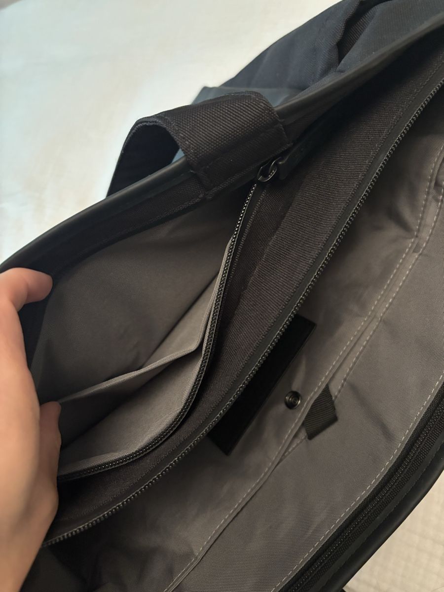 Kapten & Son Taschen: Kapten & Son HELLVI LARGE Shopping Bag schwarz – Gebraucht aus St. Gallen von heartbug 4