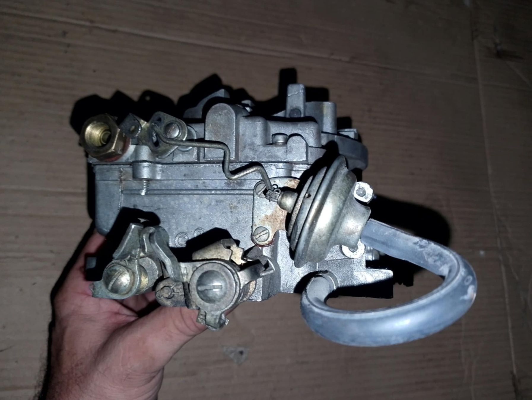 Tutti pezzi di ricambio auto: 4-fach Vergaser Mopar Carter AVS – Usato da Niedergösgen venduto da usc_tt5r 4