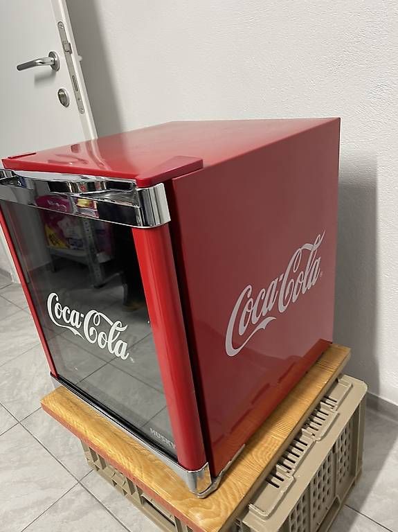 Frigoriferi: Coca-Cola Kühlschrank mit Glastüre  – Usato da Wynau venduto da Lorent_Be 2