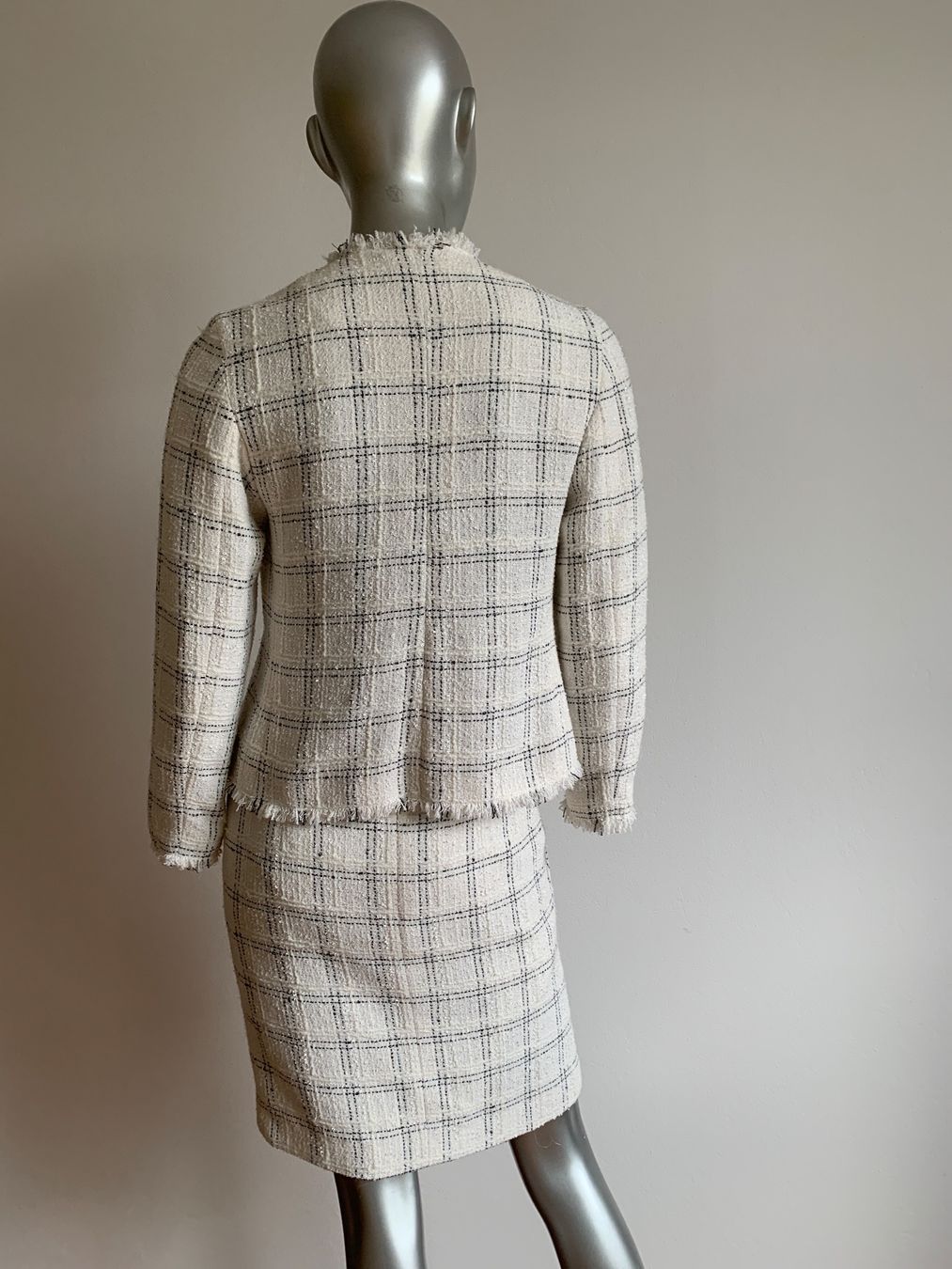 Akris Giacche: AKRIS: Exklusiver heller Tweed-Blazer, Gr. 36 – Nuovo (secondo la descrizione) da Luzern venduto da paulablue 3