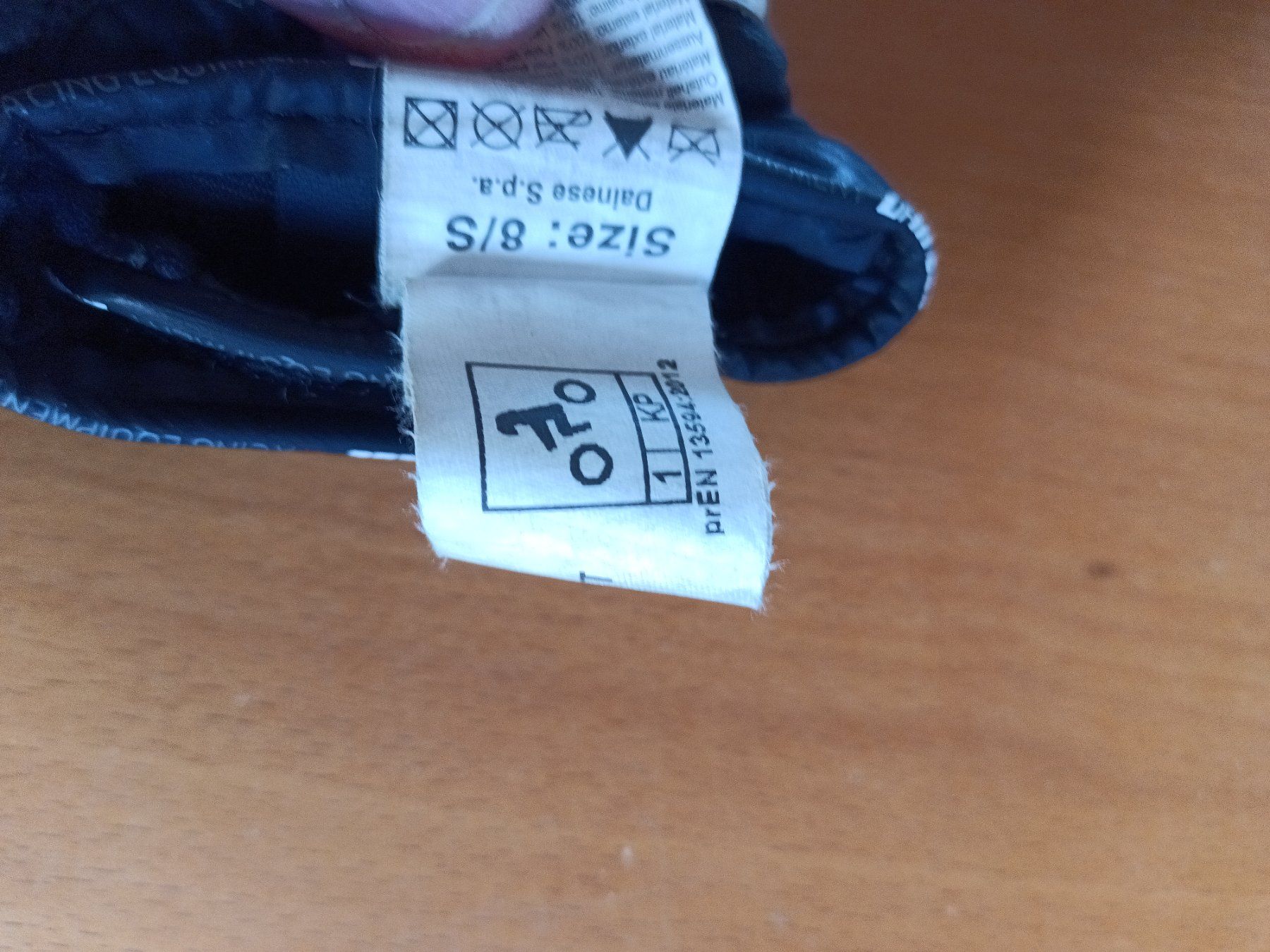 Dainese Handschuhe & Handstulpen: Dainese Motorradhandschuhe Grösse 8/S – Gebraucht aus Bischofszell von kro_ykt6 2