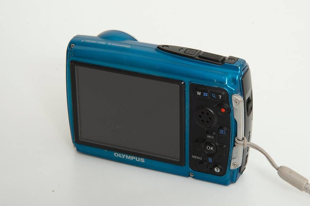 Olympus Fotocamera: Olympus µ Tough-3000 - Waterproof – Usato da Lausanne venduto da Phlox02 3
