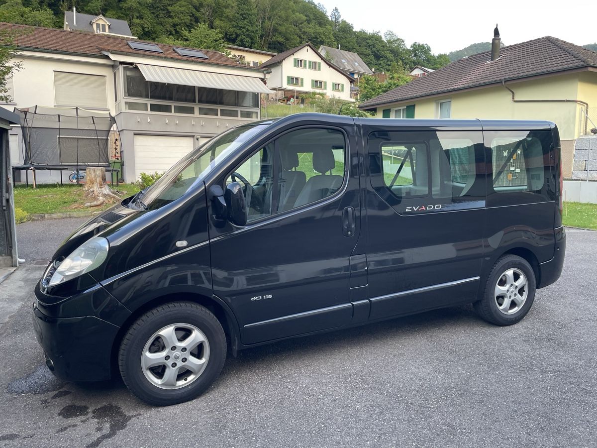 Renault Veicoli da campeggio: Renault Trafic Generation 2.0 dCi 115 Evado – Usato da Erschwil venduto da Jerosso