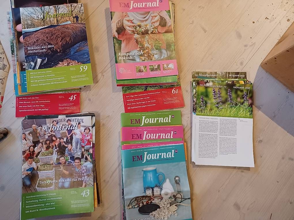 Livres: EM-Journale Effektive Mikroorganismen  – D'occasion à Dussnang par Chris1510