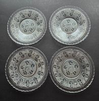 4 uralte Teller aus Glas, von 1890, "Epheu"  Fa. RADEBERG