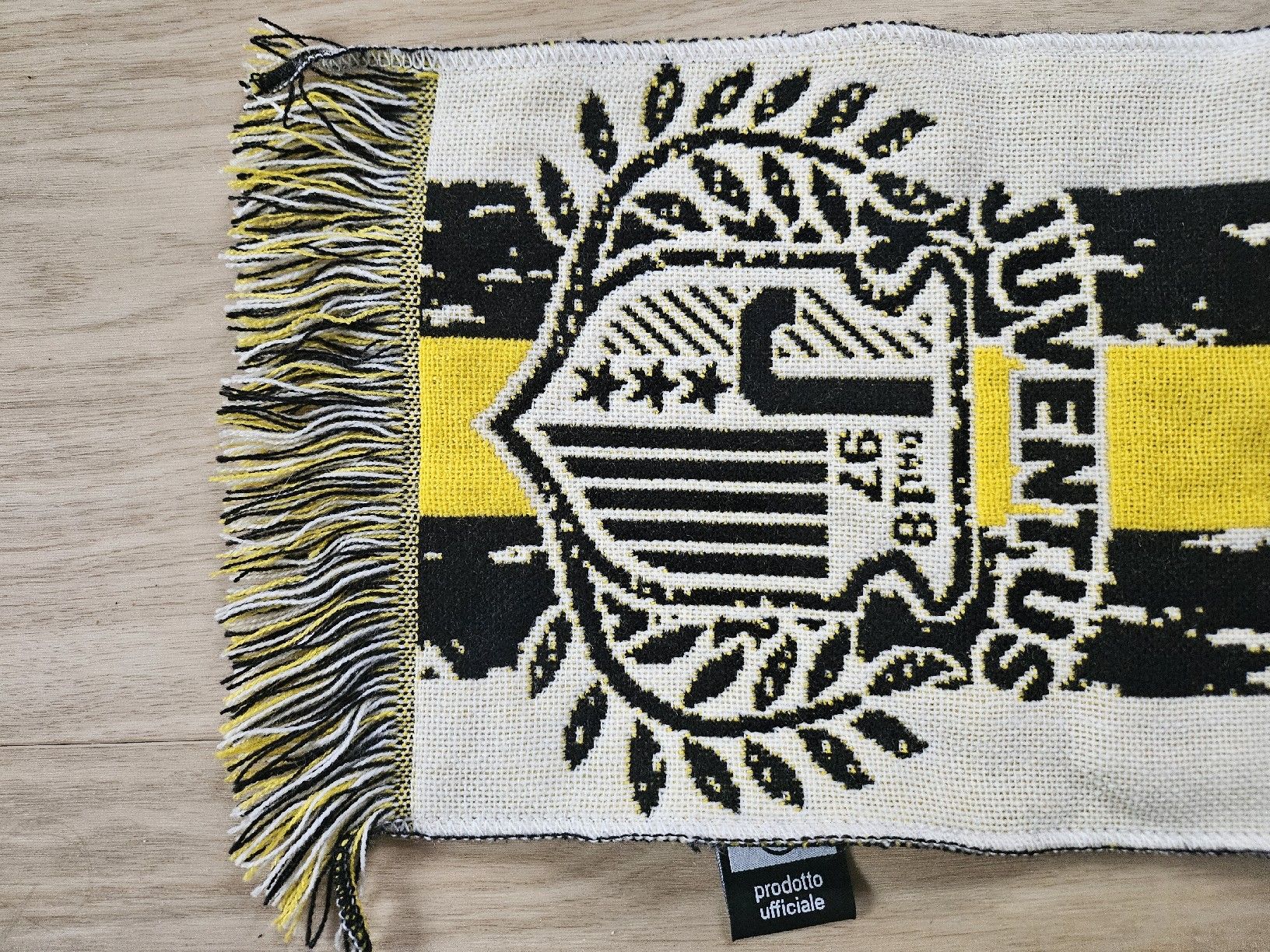 Foulards, Tücher & Schals: Écharpe Juventus Turin – Gebraucht aus La Joux FR von car_ck96 1