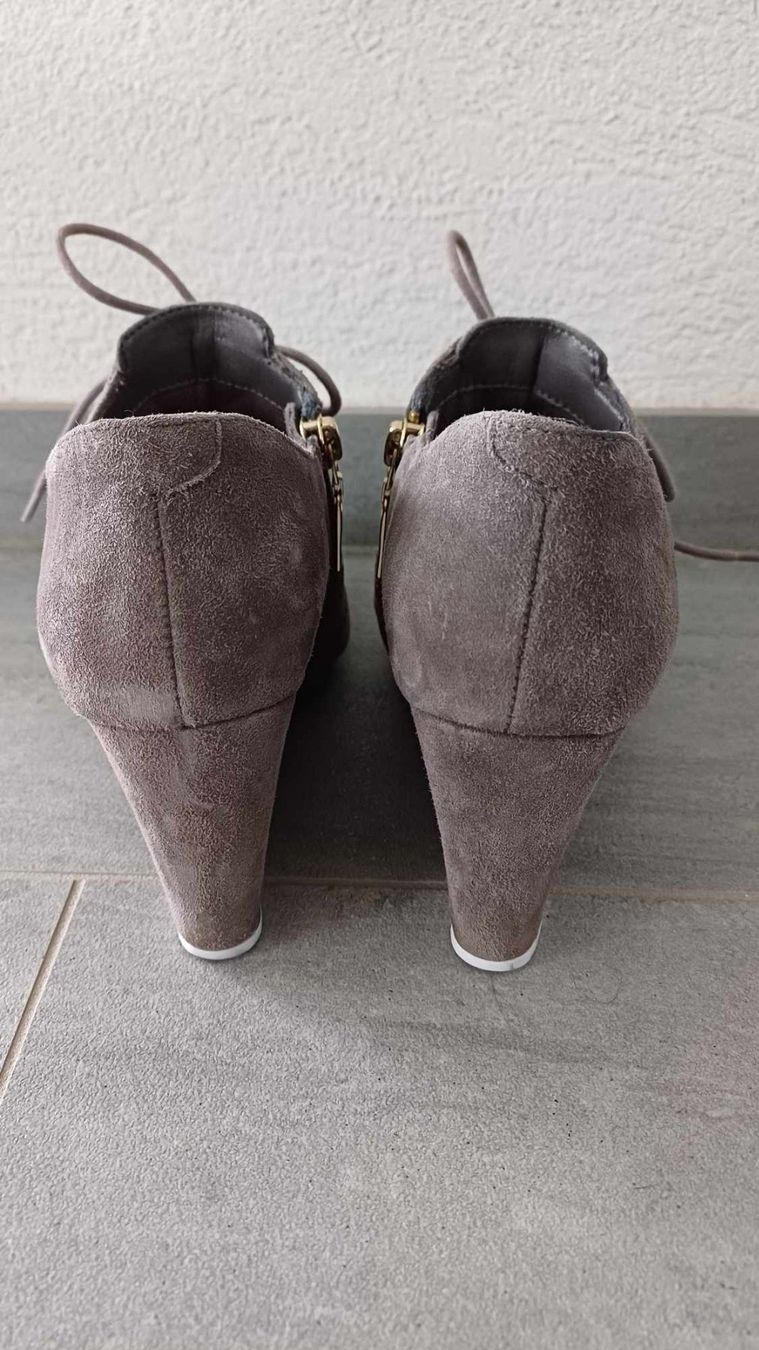 Clarks Damenschuhe: Clarks (35) – Gebraucht aus Müntschemier von Kinako 3