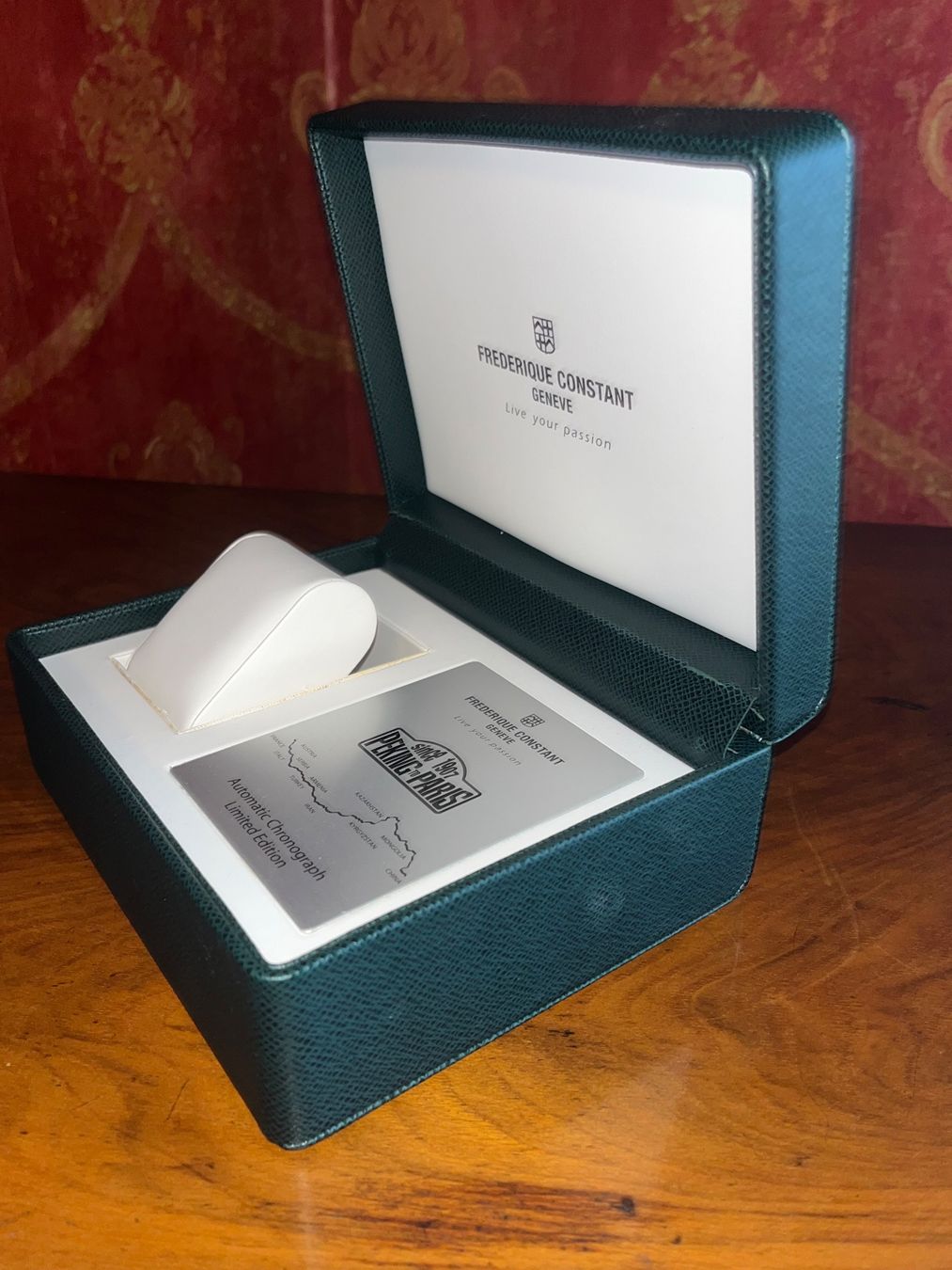 Frederique Constant Orologi: Frederique Constant Geneve,édition limitée – Usato da GENEVE venduto da hehakasapa 2