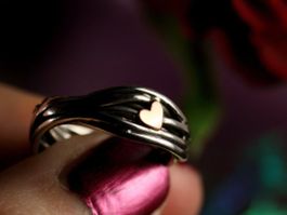 HERZ AUS GOLD Infinity Ring: Silber 925 + 18K Gold Herz · 53