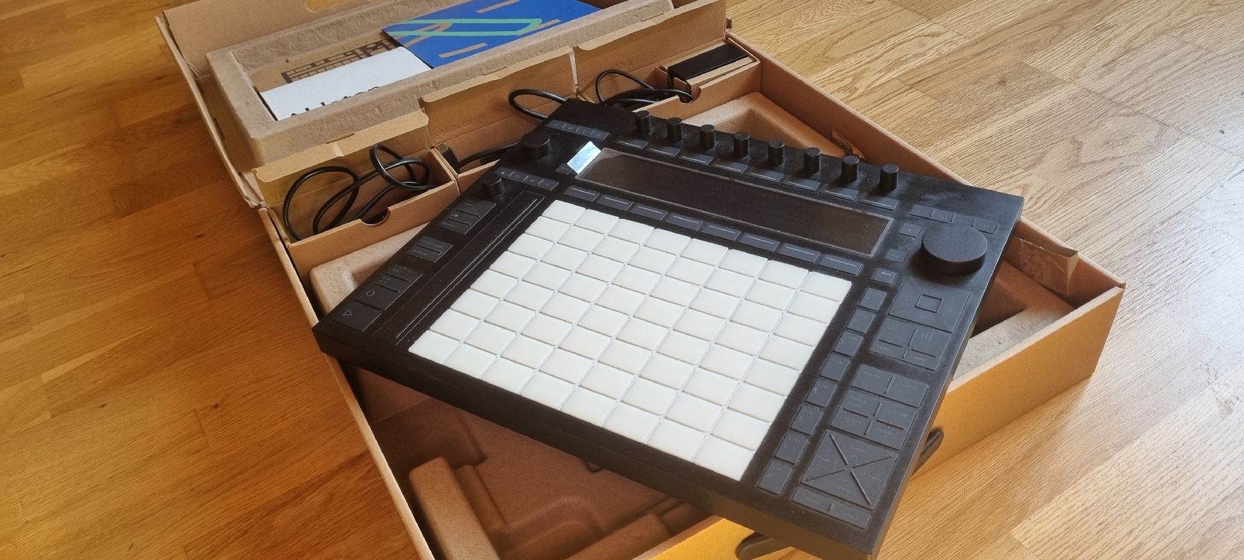 Sistema di controllo: Ableton Push 3 - selten gebraucht – Nuovo (secondo la descrizione) da Kirchberg SG venduto da Fonta_flave 1