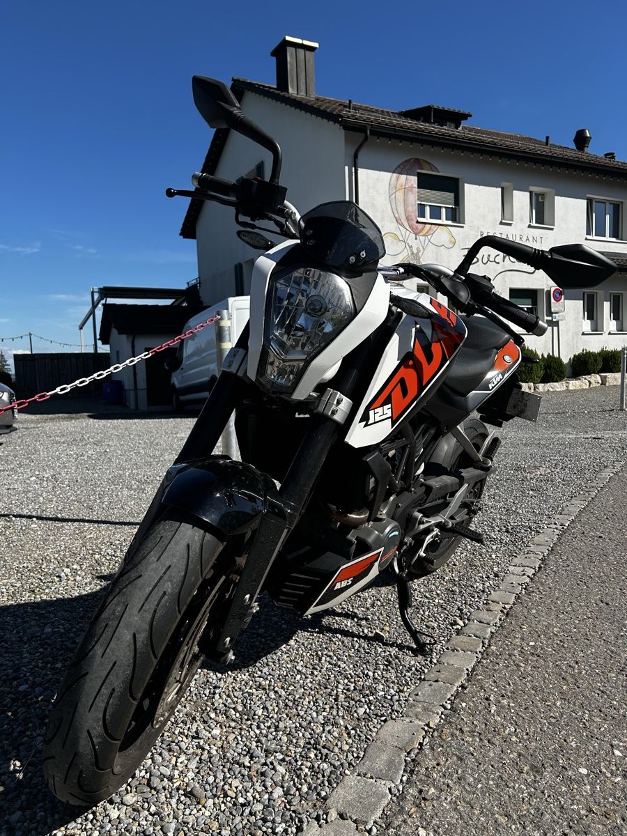 KTM Strada: Motorrad KTM 125 Duke – Usato da Kilchberg ZH venduto da key_cy8j 1