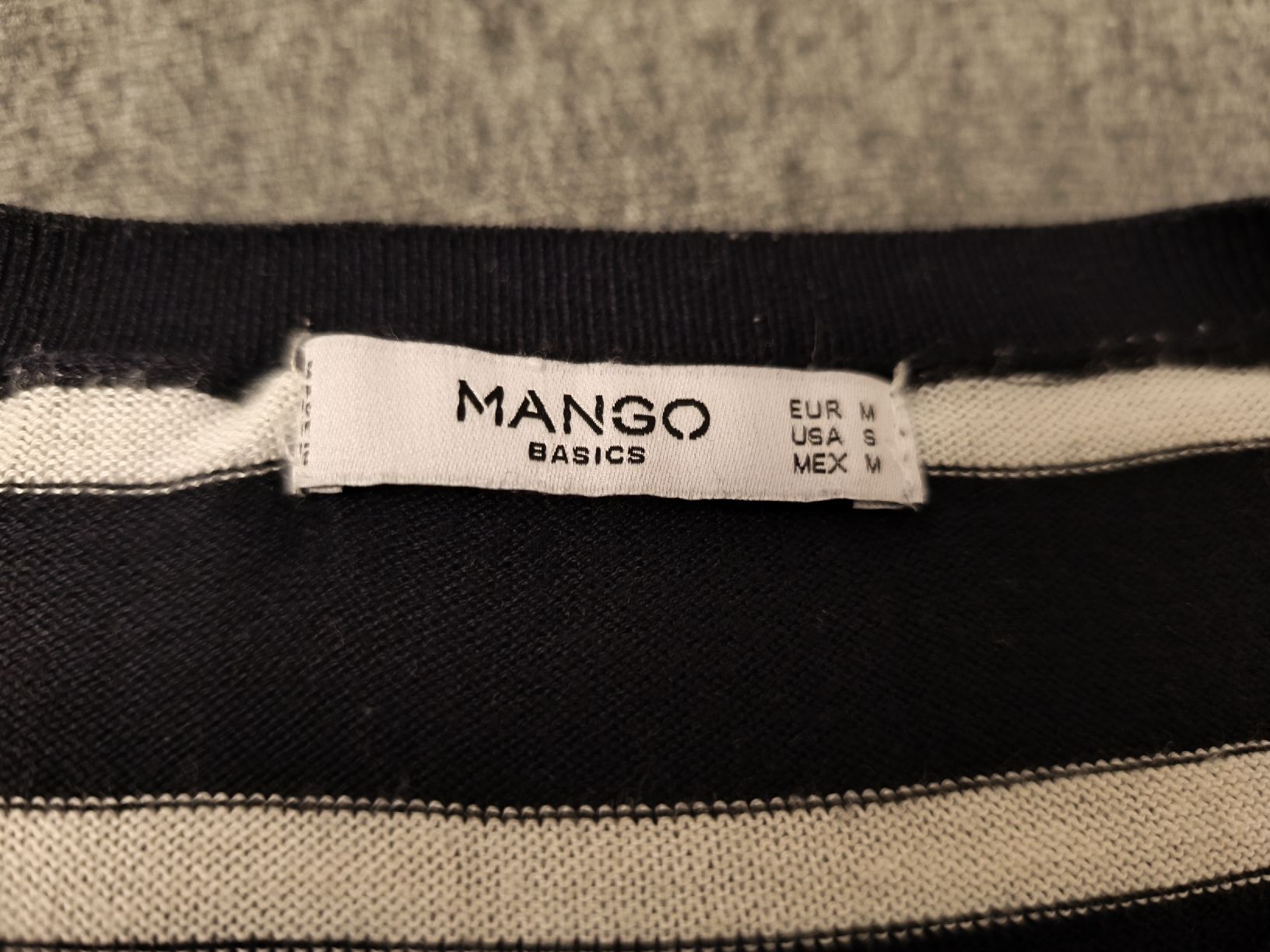 Mango Top: Pull Mango Basics rayé noir/blanc, taille M – Usato da Genève venduto da lnicoGE 2