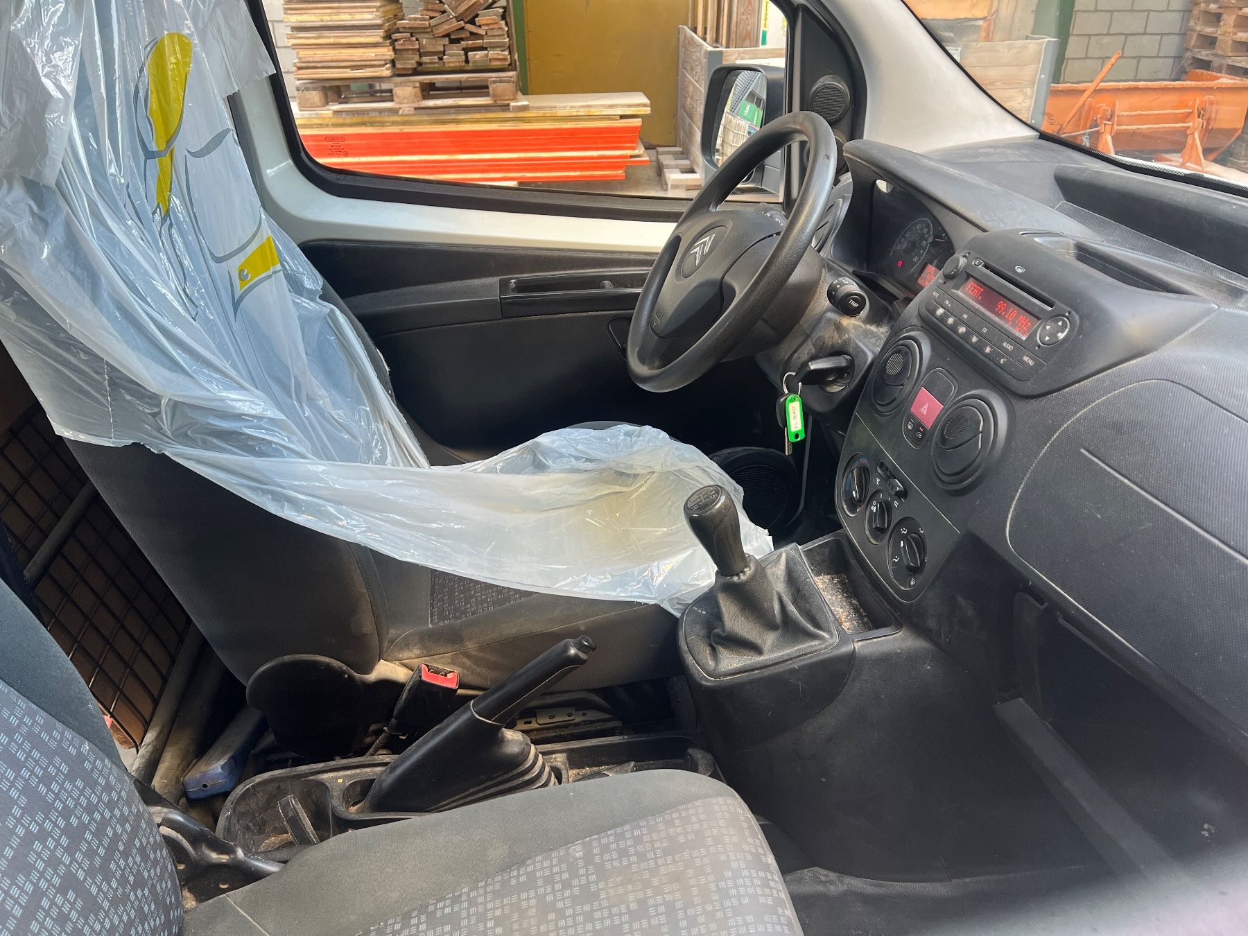Citroën Veicoli commerciali: CITROEN Nemo 1.4 – Usato da Eschen venduto da kingkong010 4