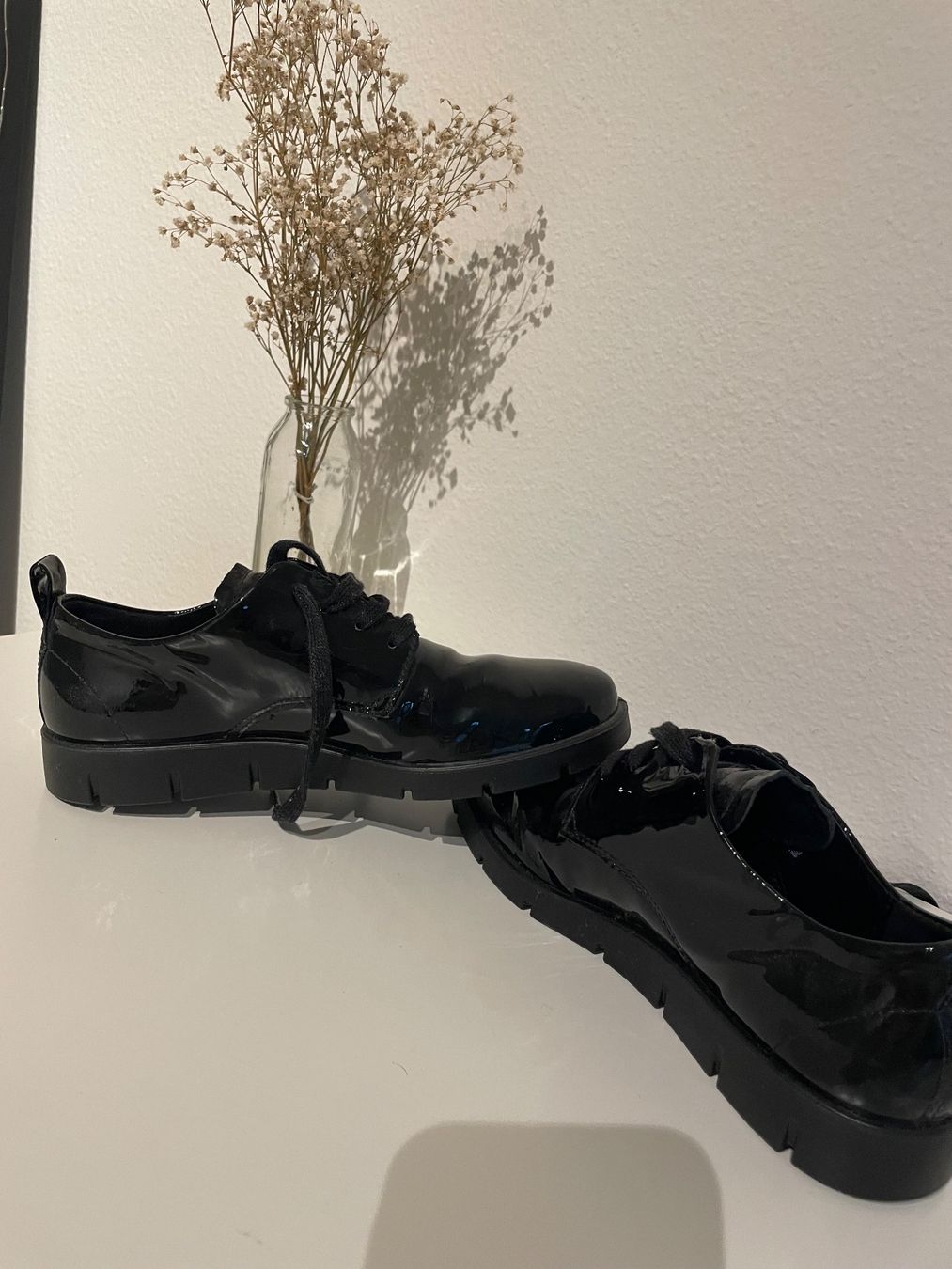 Ecco Scarpe da donna: Ecco Schwarze Lack-Schnürschuhe – Usato da Zürich venduto da lau_6htf 1
