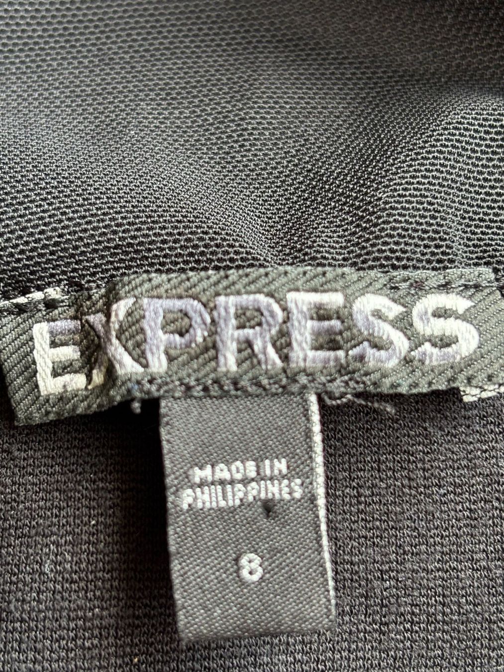 Vestiti: Robe noire de la  marque  americaine EXPRESS taille S – Usato da Peseux venduto da CharmeCommerce 8