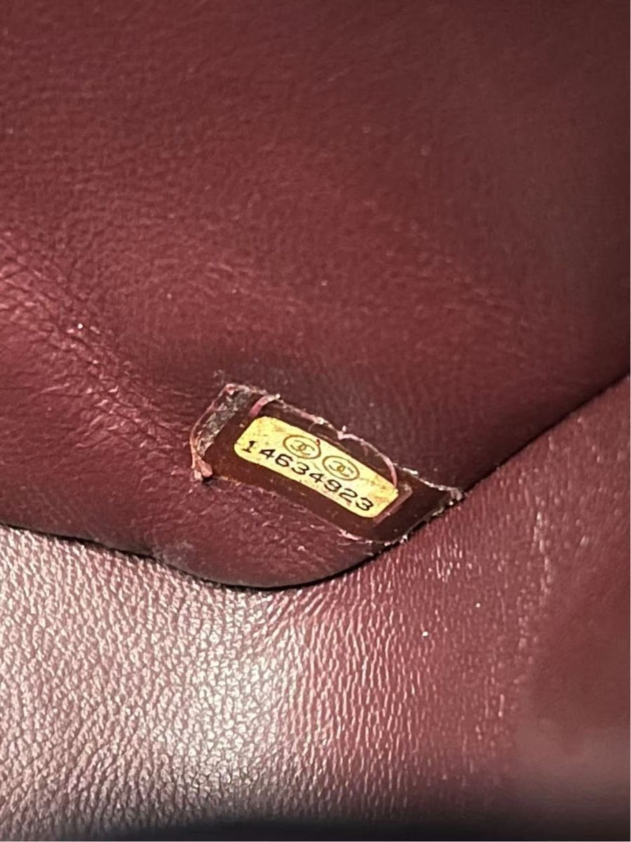 Chanel Taschen: Chanel Classic Flap Jumbo Black Caviar Leather – Neu (gemäss Beschreibung) aus Neuchatel von ros_kkw2 9