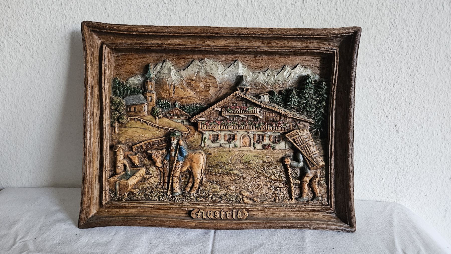 Poster & Bilder: Vintage Wandbild Austria, Holz Relief – Gebraucht aus Ettingen von samiba