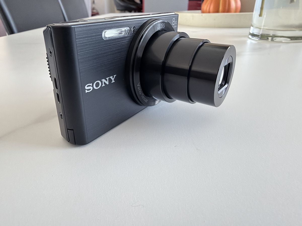 Sony Kamera: Sony DSC-W830 – Gebraucht aus Schlieren von Kamacho